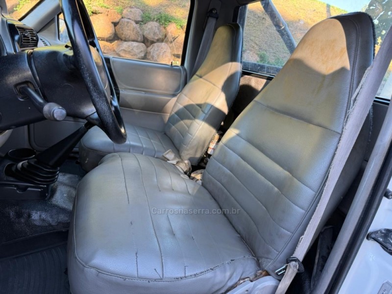 RANGER 2.5 XLS PLUS 4X2 CS 16V FLEX 2P MANUAL - 1998 - IVOTI