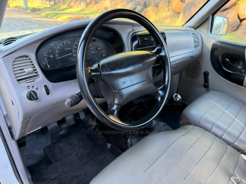 RANGER 2.5 XLS PLUS 4X2 CS 16V FLEX 2P MANUAL - 1998 - IVOTI
