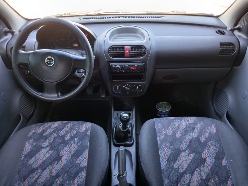 CORSA 1.0 MPFI MAXX 8V GASOLINA 4P MANUAL - 2005 - FARROUPILHA