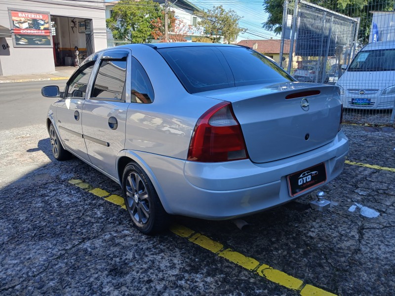 CORSA 1.0 MPFI MAXX 8V GASOLINA 4P MANUAL - 2005 - FARROUPILHA