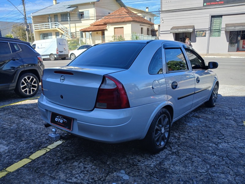 CORSA 1.0 MPFI MAXX 8V GASOLINA 4P MANUAL - 2005 - FARROUPILHA