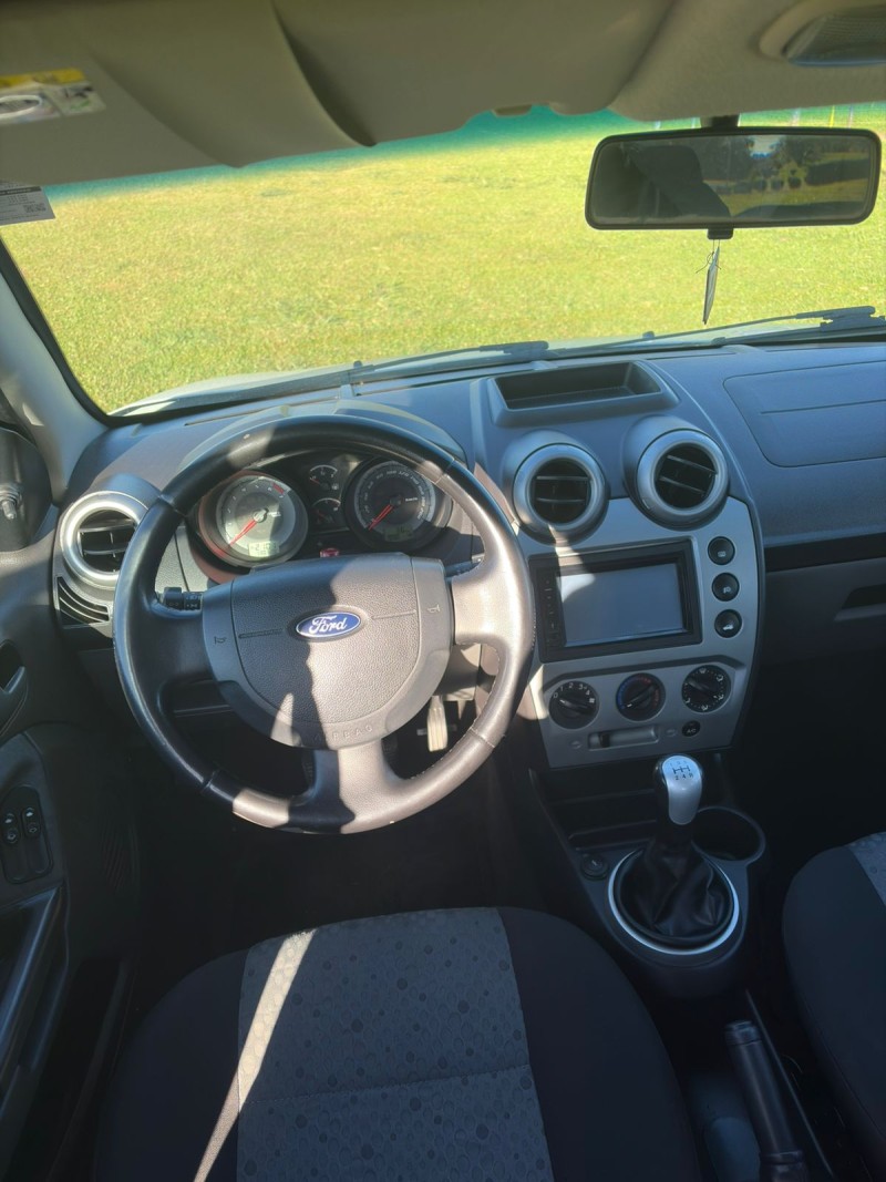 FIESTA 1.0 SE 8V FLEX 4P MANUAL - 2014 - FARROUPILHA
