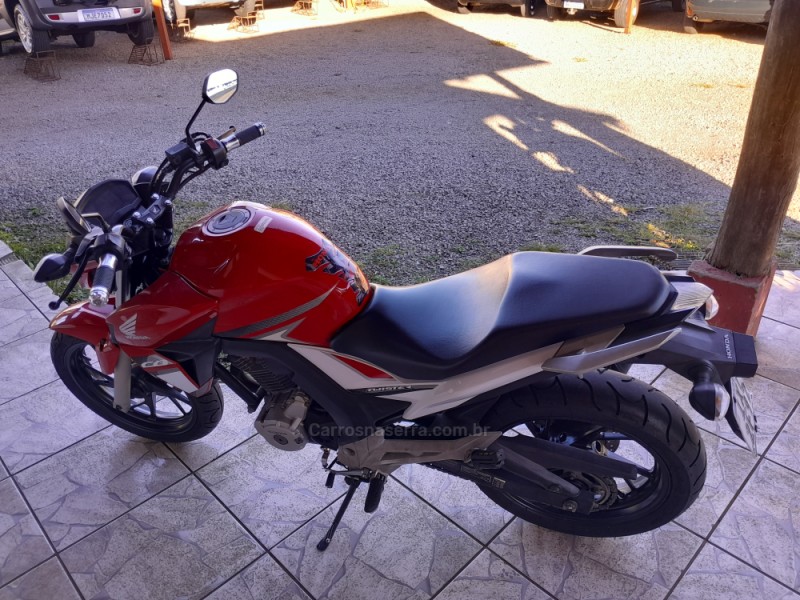CB 250F TWISTER ABS - 2017 - VERANóPOLIS