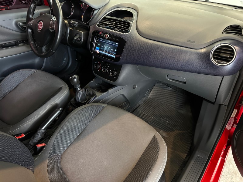 PUNTO 1.4 ATTRACTIVE 8V FLEX 4P MANUAL - 2013 - CAXIAS DO SUL
