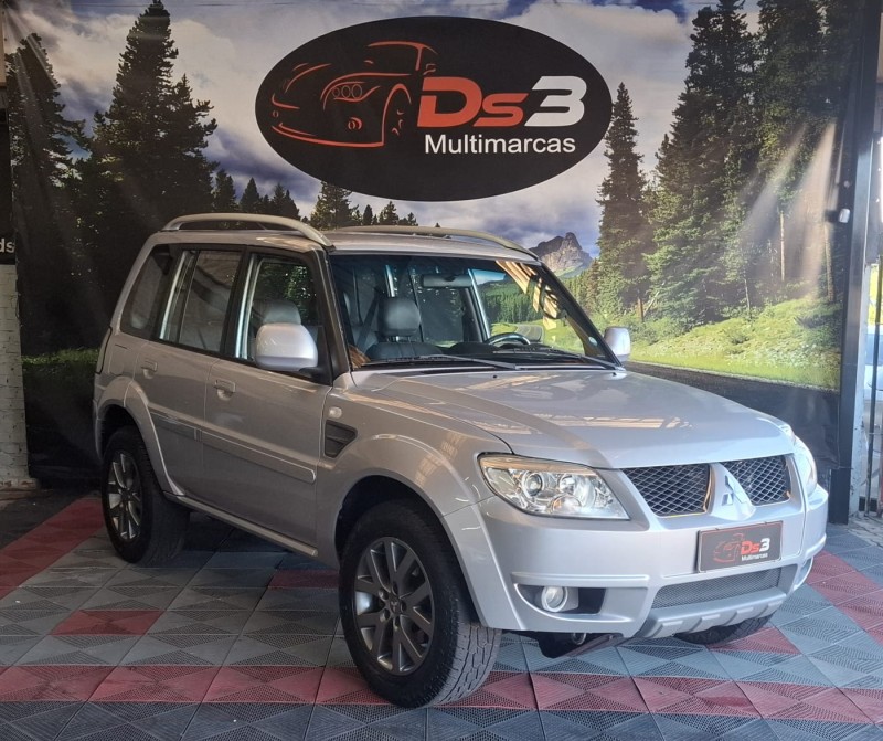 PAJERO TR4 2.0 4X2 16V GASOLINA 4P AUTOMÁTICO - 2014 - CAXIAS DO SUL