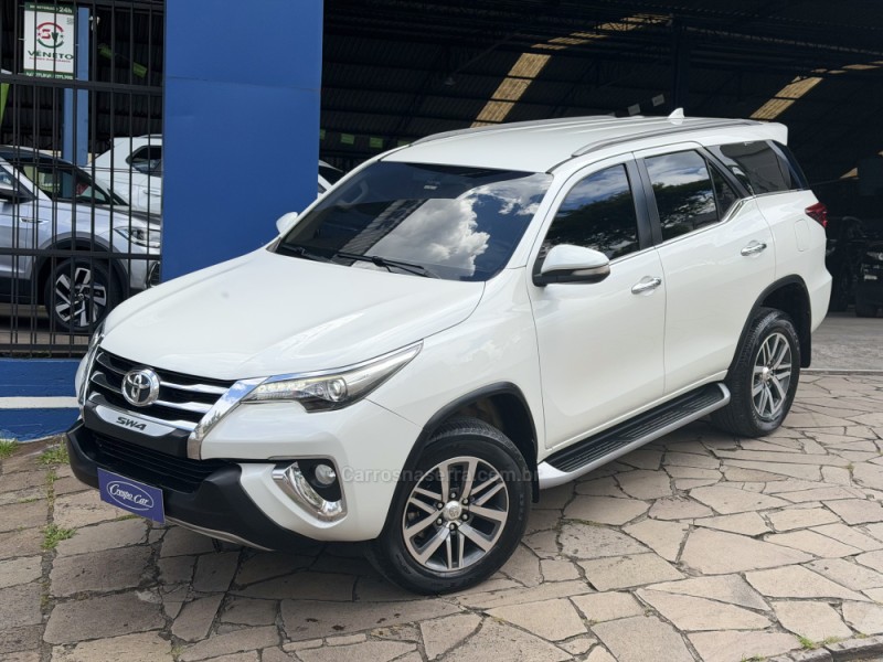 hilux sw4 2.8 srx 4x4 16v turbo intercooler diesel 4p automatico 2017 caxias do sul