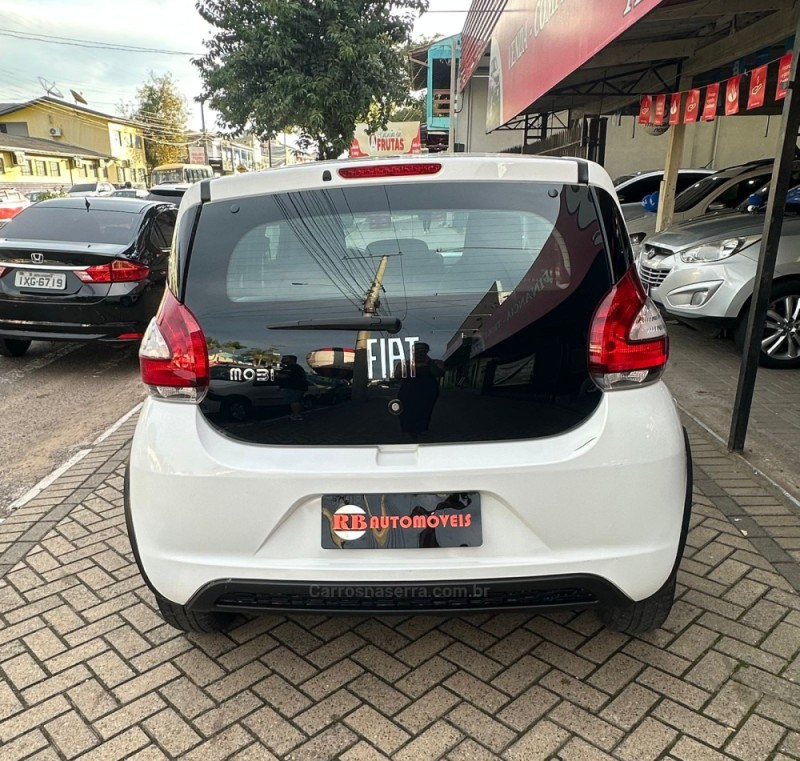 MOBI 1.0 8V EVO FLEX LIKE. MANUAL - 2023 - PAROBé