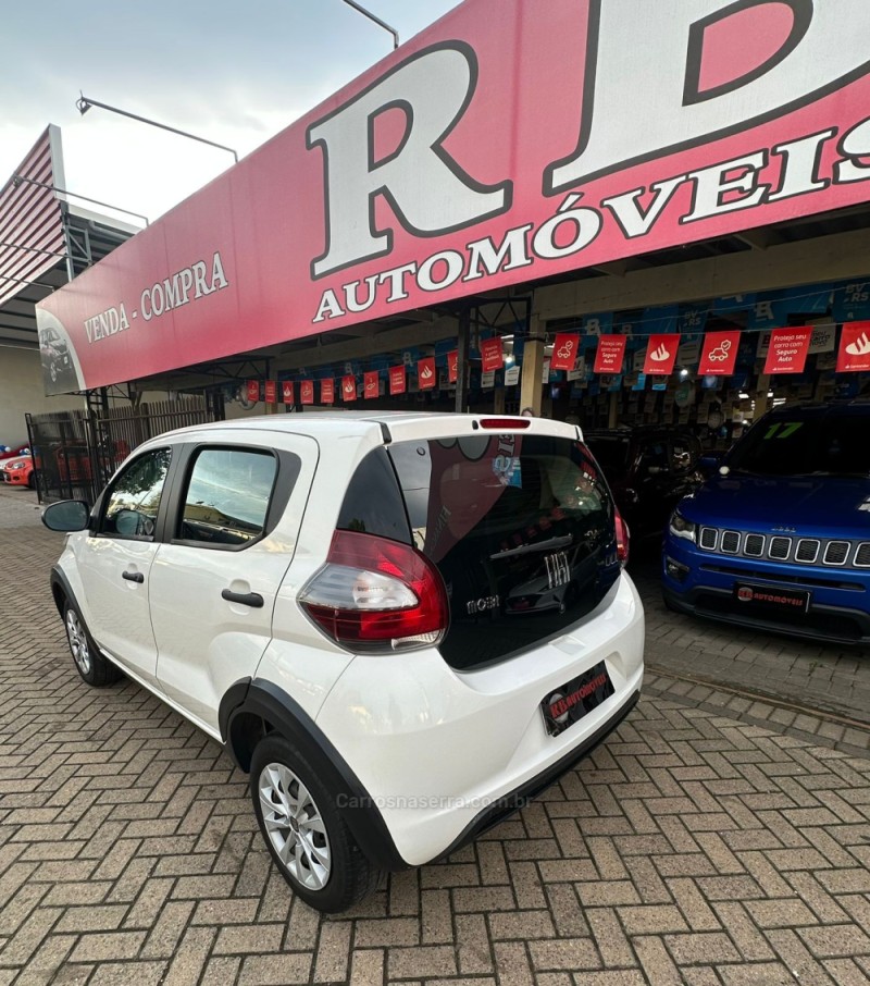 MOBI 1.0 8V EVO FLEX LIKE. MANUAL - 2023 - PAROBé