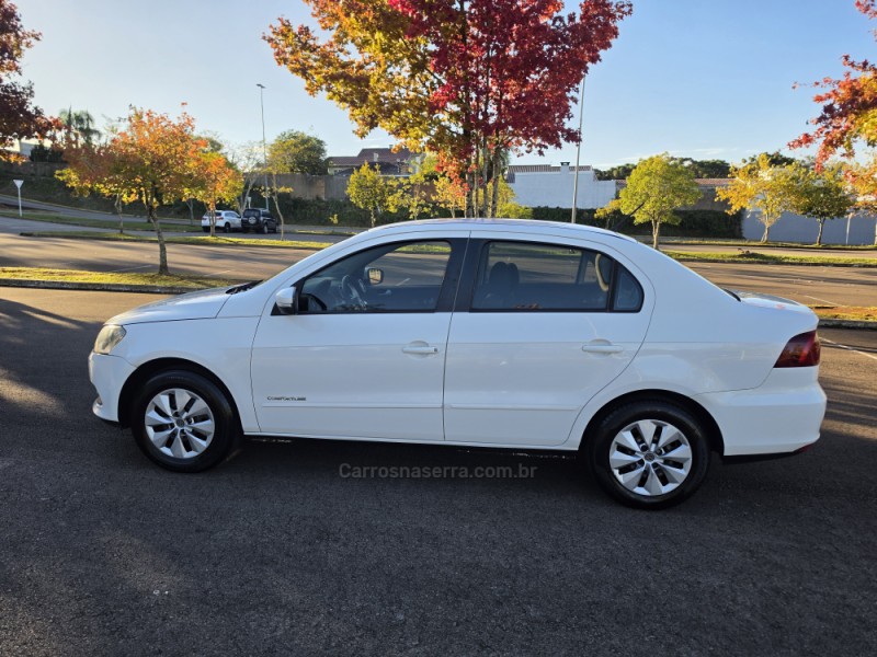 VOYAGE 1.0 MI COMFORTLINE 8V FLEX 4P MANUAL - 2013 - BENTO GONçALVES