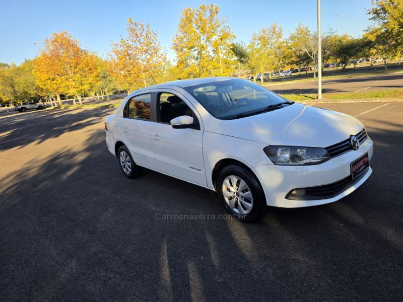 VOYAGE 1.0 MI COMFORTLINE 8V FLEX 4P MANUAL