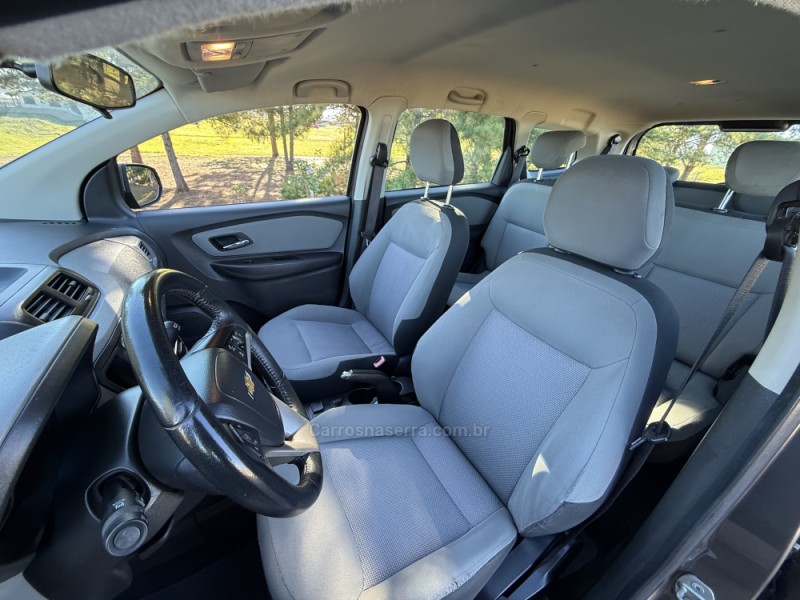 SPIN 1.8 LTZ 8V FLEX 4P AUTOMÁTICO - 2016 - VACARIA