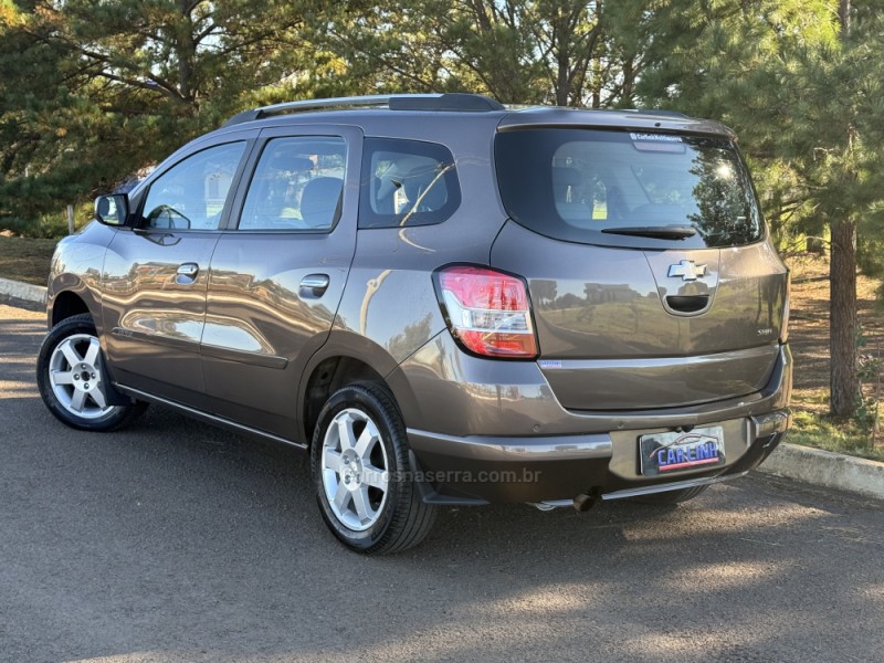 SPIN 1.8 LTZ 8V FLEX 4P AUTOMÁTICO - 2016 - VACARIA