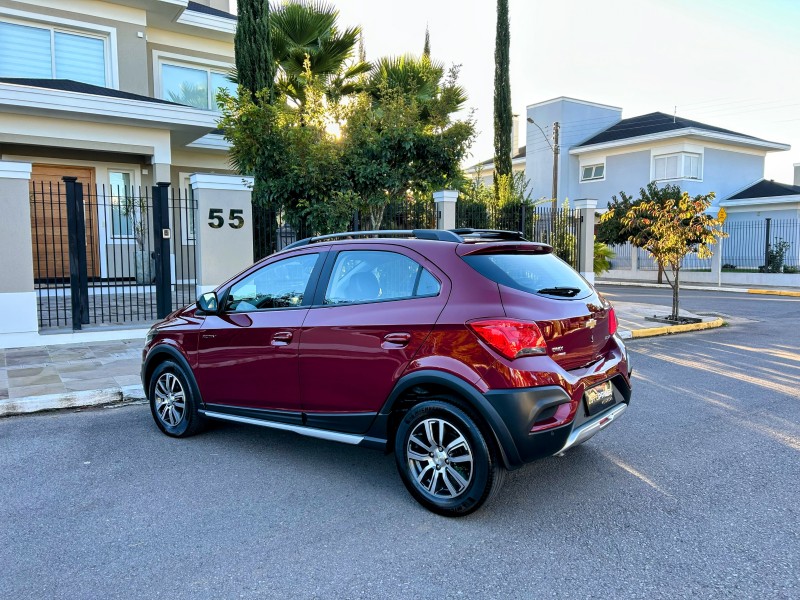 ONIX 1.4 MPFI ACTIV 8V FLEX 4P MANUAL - 2018 - BENTO GONçALVES