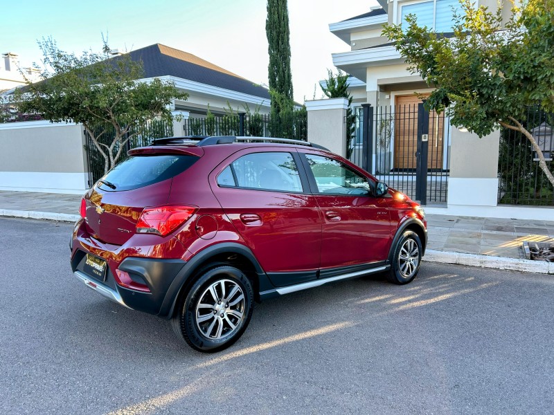 ONIX 1.4 MPFI ACTIV 8V FLEX 4P MANUAL - 2018 - BENTO GONçALVES