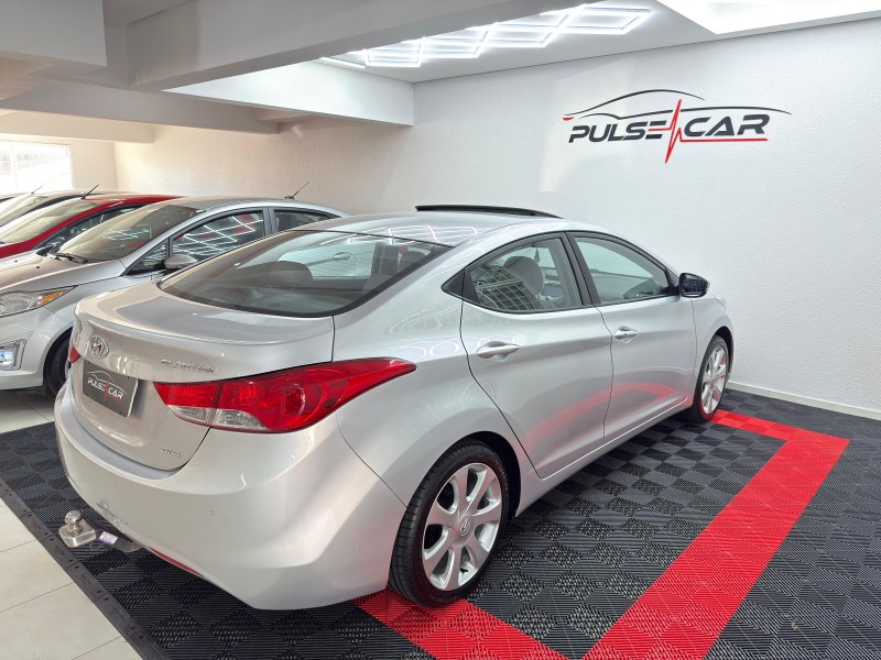ELANTRA 1.8 GLS 16V GASOLINA 4P AUTOMÁTICO - 2013 - CAXIAS DO SUL