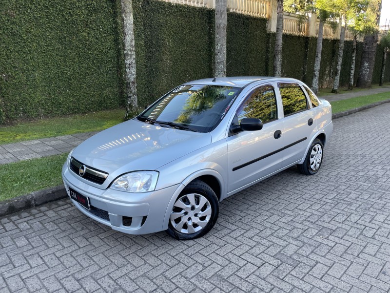 corsa 1.4 mpfi maxx sedan 8v flex 4p manual 2009 caxias do sul