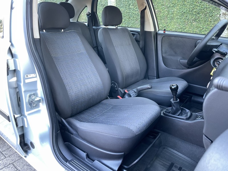 CORSA 1.4 MPFI MAXX SEDAN 8V FLEX 4P MANUAL - 2009 - CAXIAS DO SUL