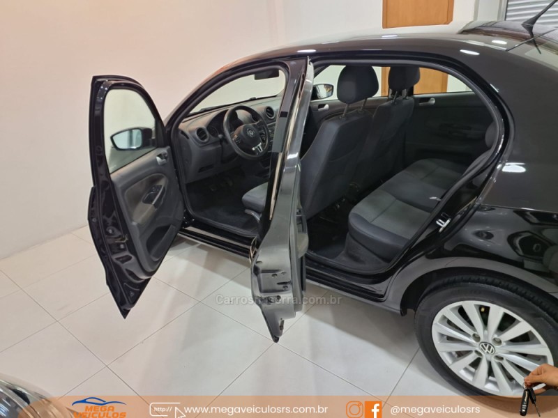 VOYAGE 1.6 MI 8V FLEX 4P MANUAL - 2014 - BENTO GONçALVES