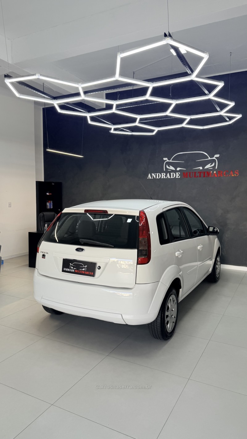 FIESTA 1.6 SE HATCH 16V FLEX 4P MANUAL - 2014 - CAXIAS DO SUL