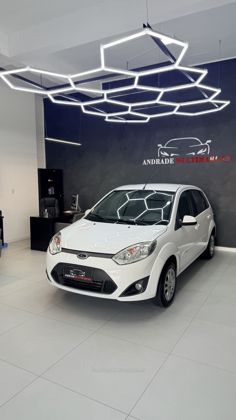FIESTA 1.6 SE HATCH 16V FLEX 4P MANUAL - 2014 - CAXIAS DO SUL