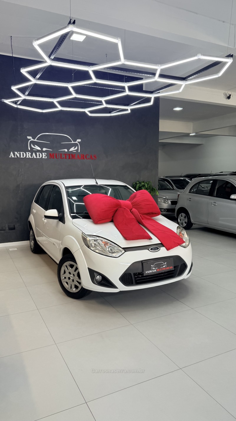 fiesta 1.6 se hatch 16v flex 4p manual 2014 caxias do sul