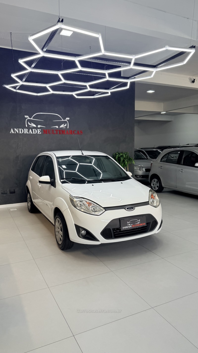 FIESTA 1.6 SE HATCH 16V FLEX 4P MANUAL - 2014 - CAXIAS DO SUL
