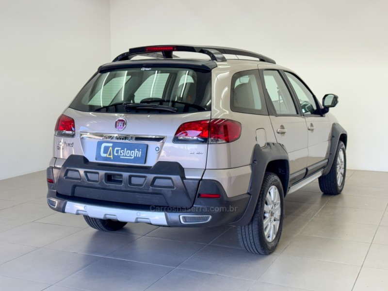 PALIO 1.8 MPI ADVENTURE WEEKEND 8V GASOLINA 4P MANUAL - 2016 - CARLOS BARBOSA
