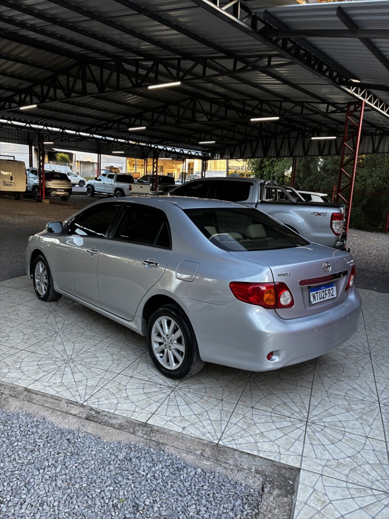 COROLLA 2.0 ALTIS PREMIUM 16V FLEX 4P AUTOMÁTICO - 2011 - CAXIAS DO SUL