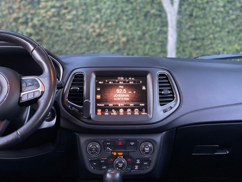 COMPASS 2.0 16V DIESEL TRAILHAWK 4X4 AUTOMÁTICO - 2017 - FARROUPILHA