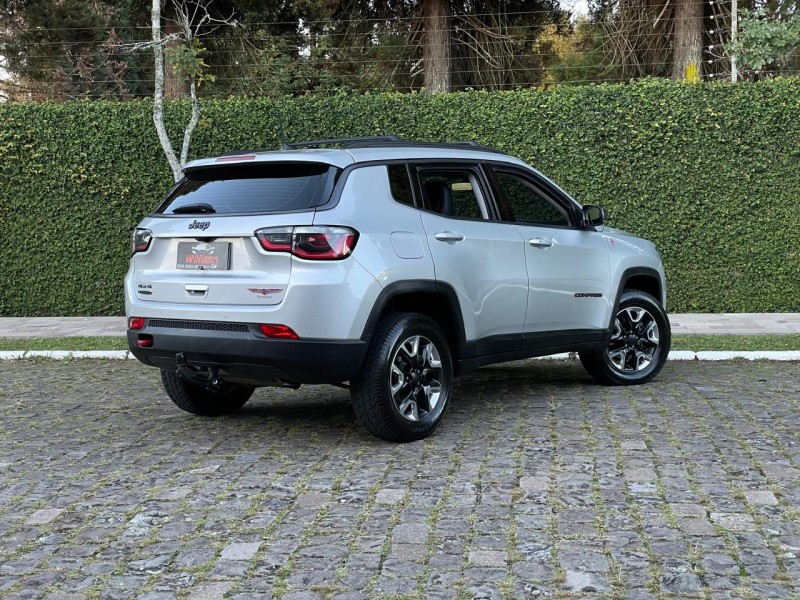 COMPASS 2.0 16V DIESEL TRAILHAWK 4X4 AUTOMÁTICO - 2017 - FARROUPILHA