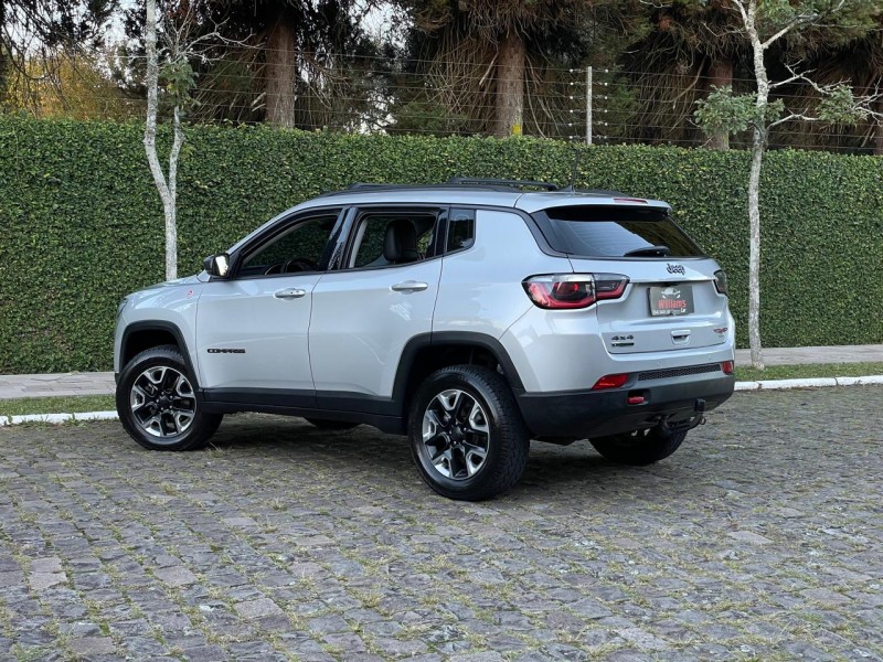 COMPASS 2.0 16V DIESEL TRAILHAWK 4X4 AUTOMÁTICO - 2017 - FARROUPILHA