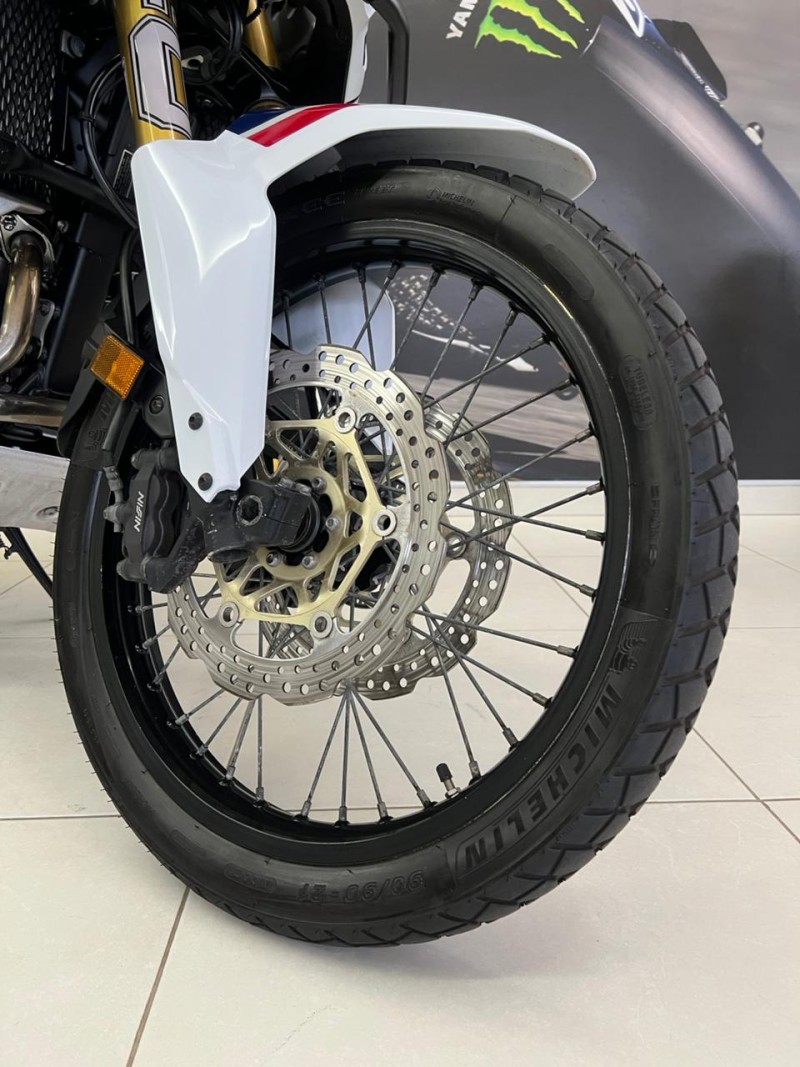 CRF 1000L AFRICA TWIN  - 2017 - PASSO FUNDO