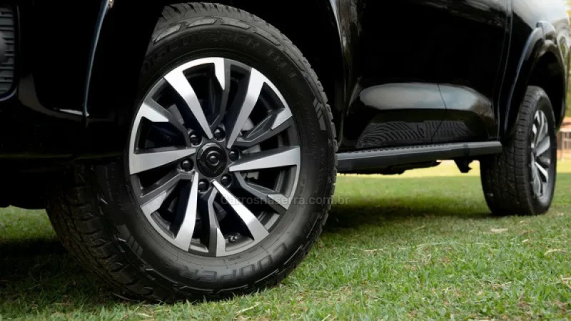 POER P30 2.4 TRAIL TURBO 4X4 16V DIESEL 4P AUTOMÁTICO - 2026 - FLORES DA CUNHA