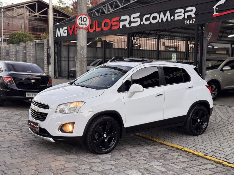 tracker 1.8 mpfi ltz 4x2 16v flex 4p automatico 2014 caxias do sul