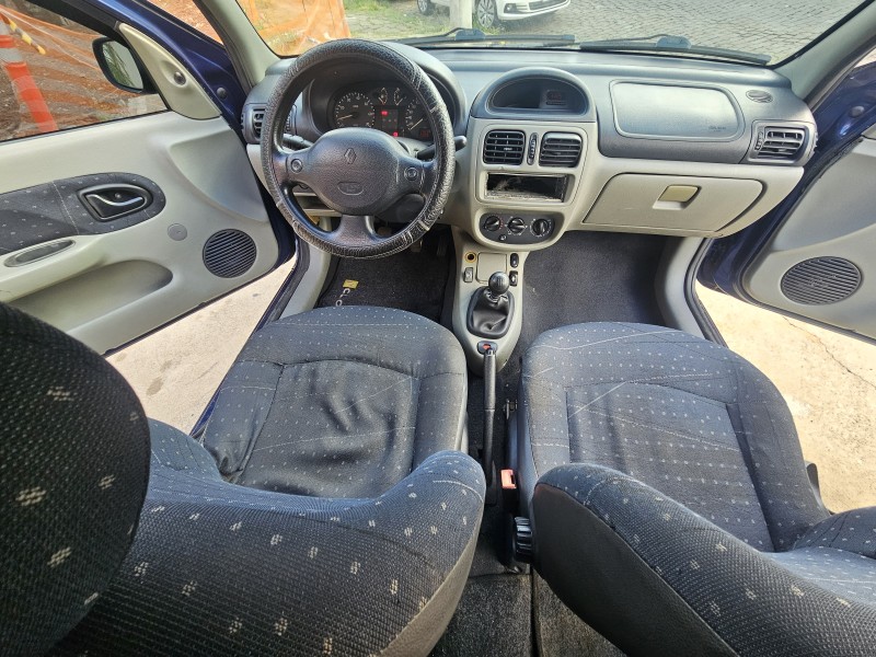 CLIO 1.0 EXPRESSION SEDAN 16V GASOLINA 4P MANUAL - 2003 - CAXIAS DO SUL