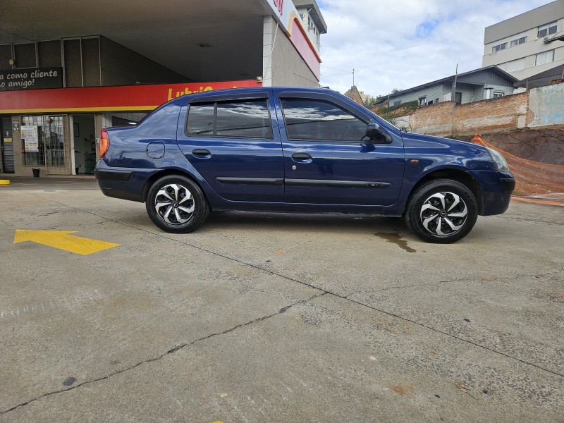 CLIO 1.0 EXPRESSION SEDAN 16V GASOLINA 4P MANUAL - 2003 - CAXIAS DO SUL