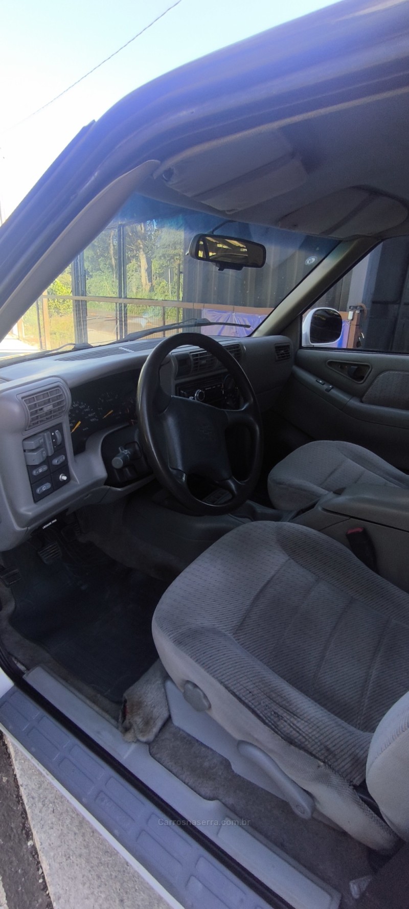 BLAZER 4.3 SFI DLX 4X2 V6 12V GASOLINA 4P MANUAL - 1998 - SãO PEDRO DA SERRA