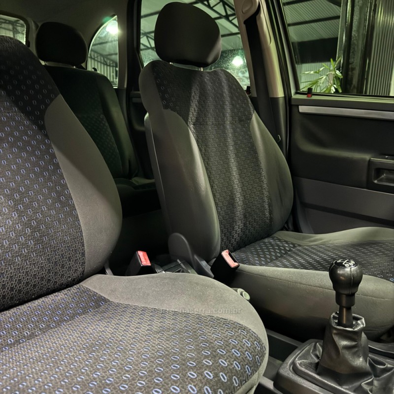 MERIVA 1.8 MPFI PREMIUM 8V FLEX 4P MANUAL - 2010 - ESTâNCIA VELHA