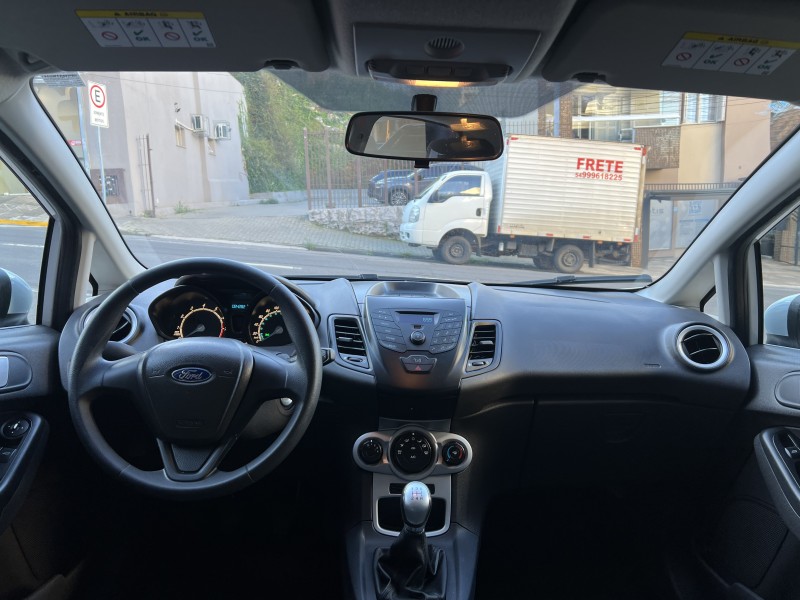 FIESTA 1.5 SE HATCH 16V FLEX 4P MANUAL - 2014 - CAXIAS DO SUL