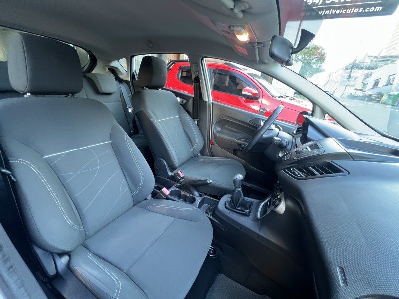 FIESTA 1.5 SE HATCH 16V FLEX 4P MANUAL - 2014 - CAXIAS DO SUL