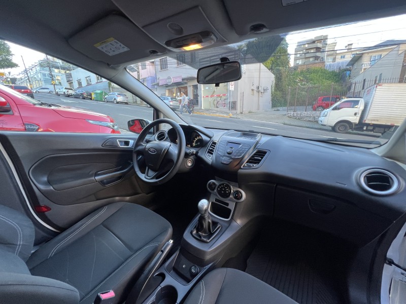 FIESTA 1.5 SE HATCH 16V FLEX 4P MANUAL - 2014 - CAXIAS DO SUL