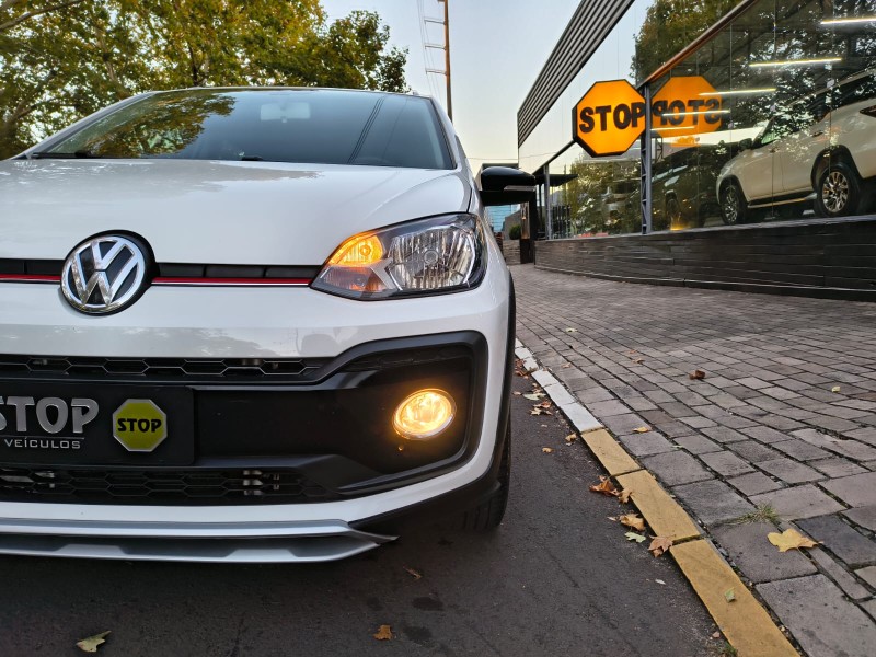 UP 1.0 TSI XTREME UP 12V FLEX 4P MANUAL - 2021 - DOIS IRMãOS