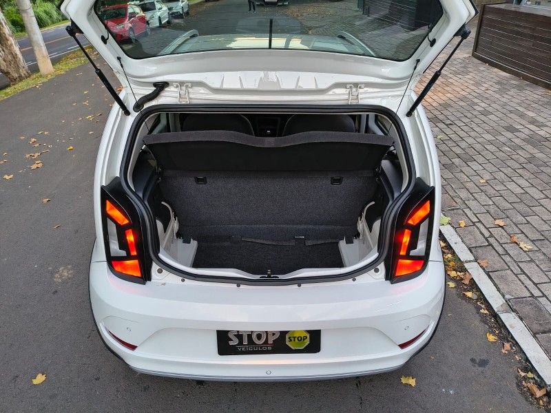UP 1.0 TSI XTREME UP 12V FLEX 4P MANUAL - 2021 - DOIS IRMãOS