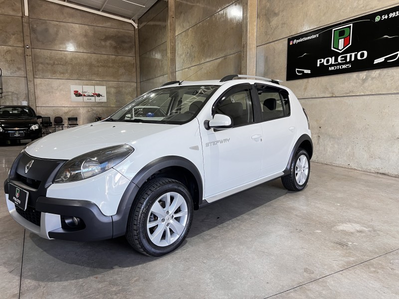 SANDERO 1.6 STEPWAY 16V FLEX 4P AUTOMÁTICO - 2014 - CAXIAS DO SUL