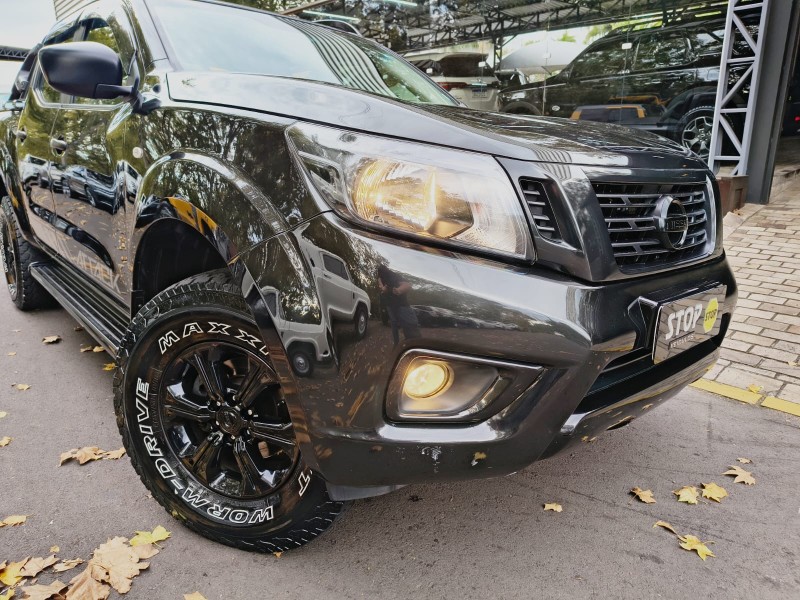 FRONTIER 2.3 ATTACK 4X4 CD BI-TURBO DIESEL 4P AUTOMÁTICO - 2021 - DOIS IRMãOS
