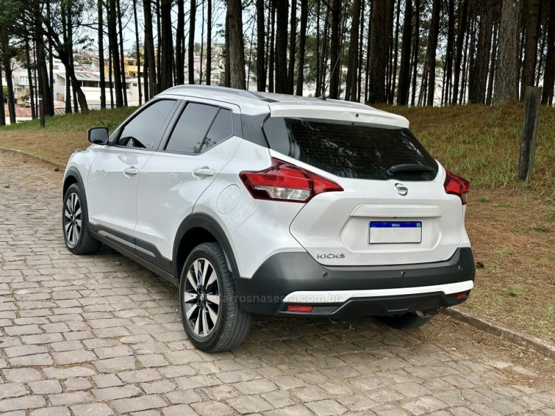 KICKS 1.6 16V FLEX SV 4P XTRONIC - 2017 - GUAPORé