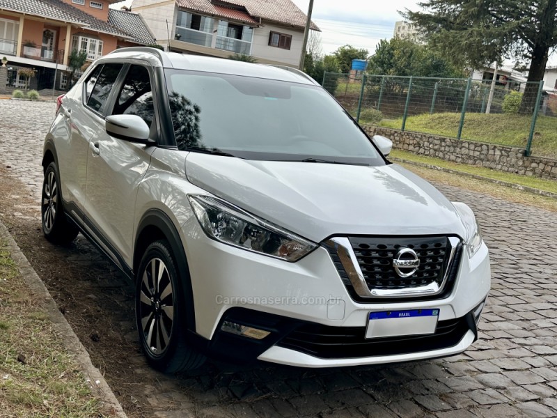 KICKS 1.6 16V FLEX SV 4P XTRONIC - 2017 - GUAPORé