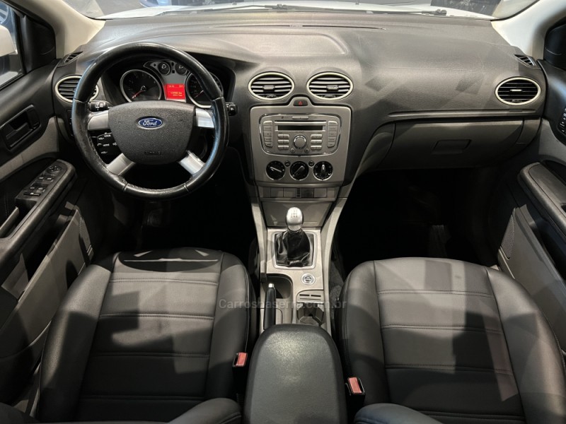 FOCUS 2.0 GLX SEDAN 16V FLEX 4P MANUAL - 2012 - CAXIAS DO SUL