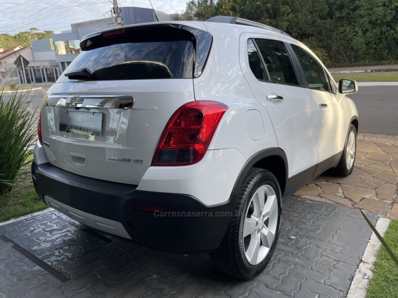 TRACKER 1.8 MPFI LTZ 4X2 16V FLEX 4P AUTOMÁTICO - 2014 - GUAPORé