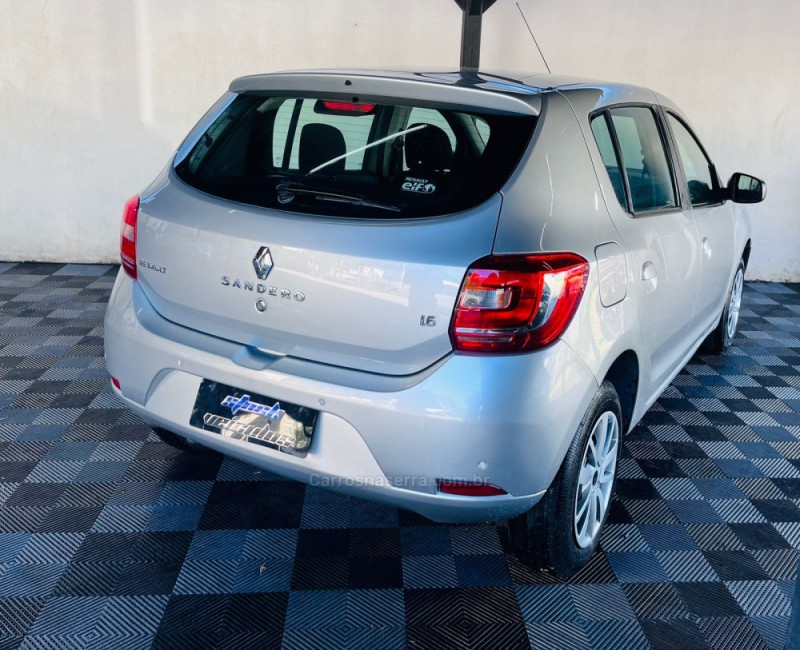 SANDERO 1.6 EXPRESSION 8V FLEX 4P MANUAL - 2017 - NOVO HAMBURGO